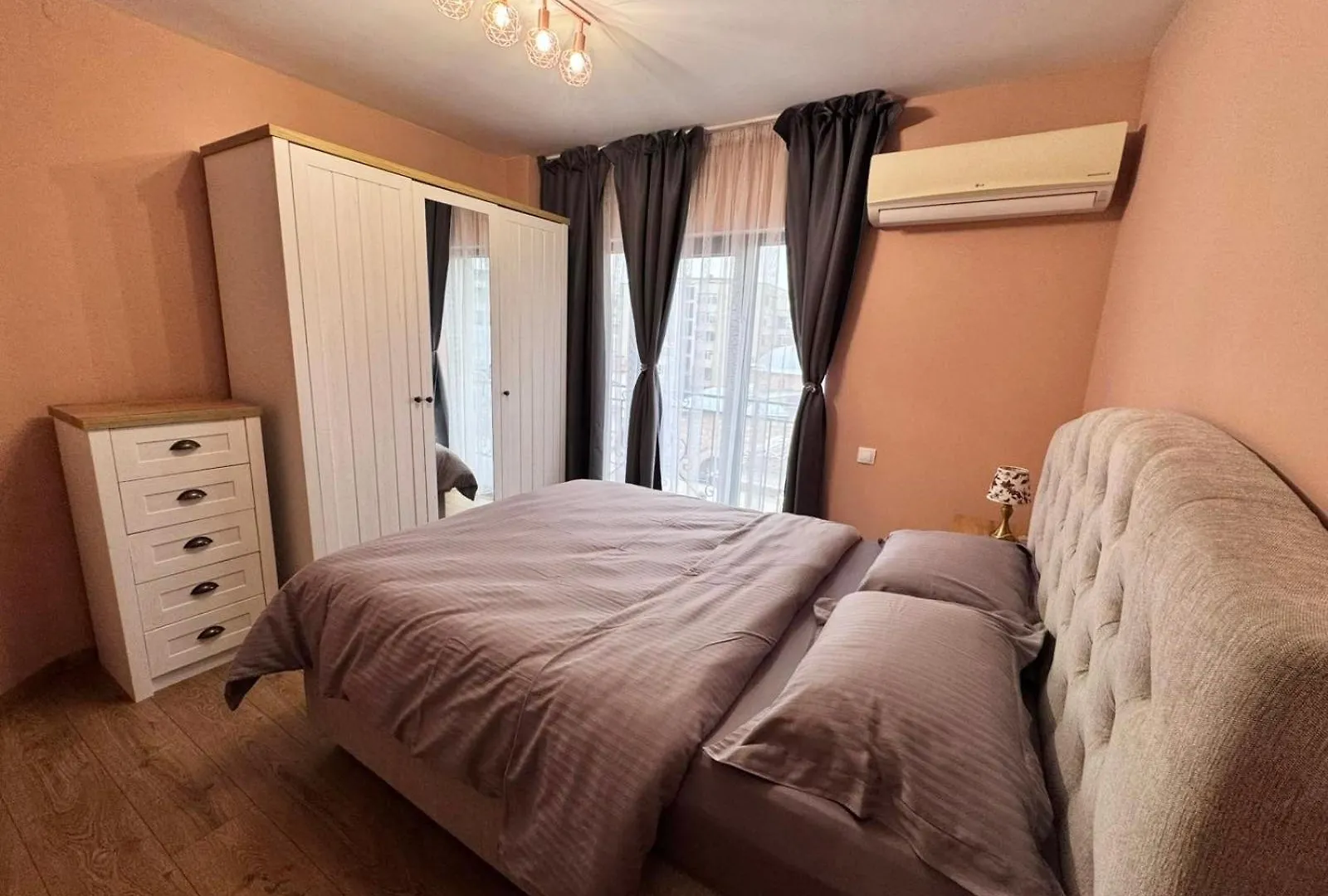 Spacious Sunny Flat With 2 Bedrooms In The Heart Of Filibe 0*,  Bulgaristan