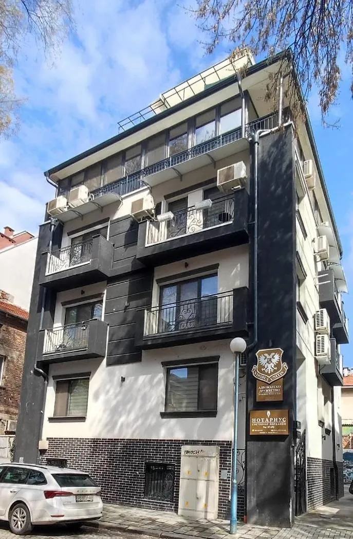 Spacious Sunny Flat With 2 Bedrooms In The Heart Of Filibe 0*,  Bulgaristan