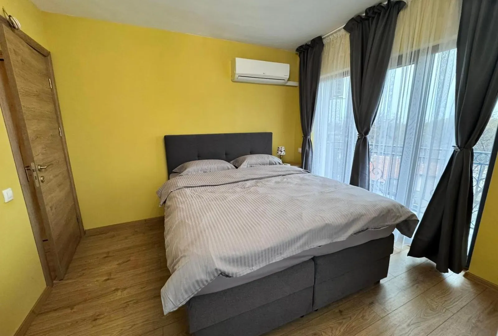 Daire Spacious Sunny Flat With 2 Bedrooms In The Heart Of Filibe