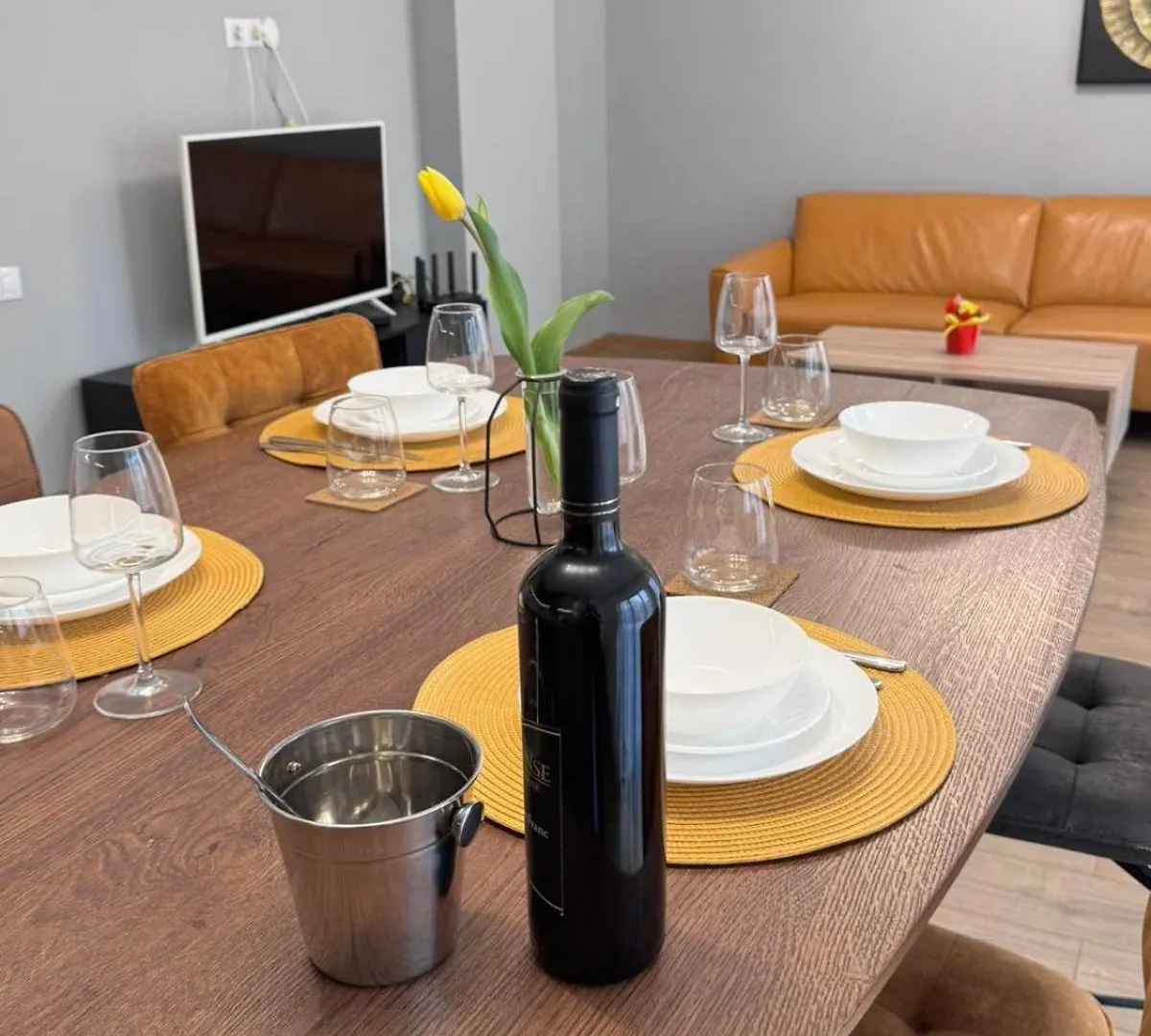 Spacious Sunny Flat With 2 Bedrooms In The Heart Of Filibe Bulgaristan